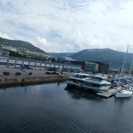 Yacht - Without Shower Botel