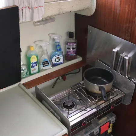 Hotel na wodzie Yacht - Without Shower *
