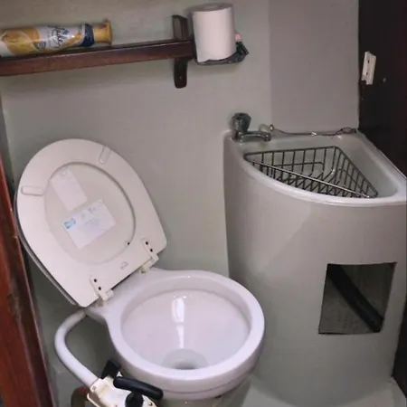 Yacht - Without Shower Hotel na wodzie